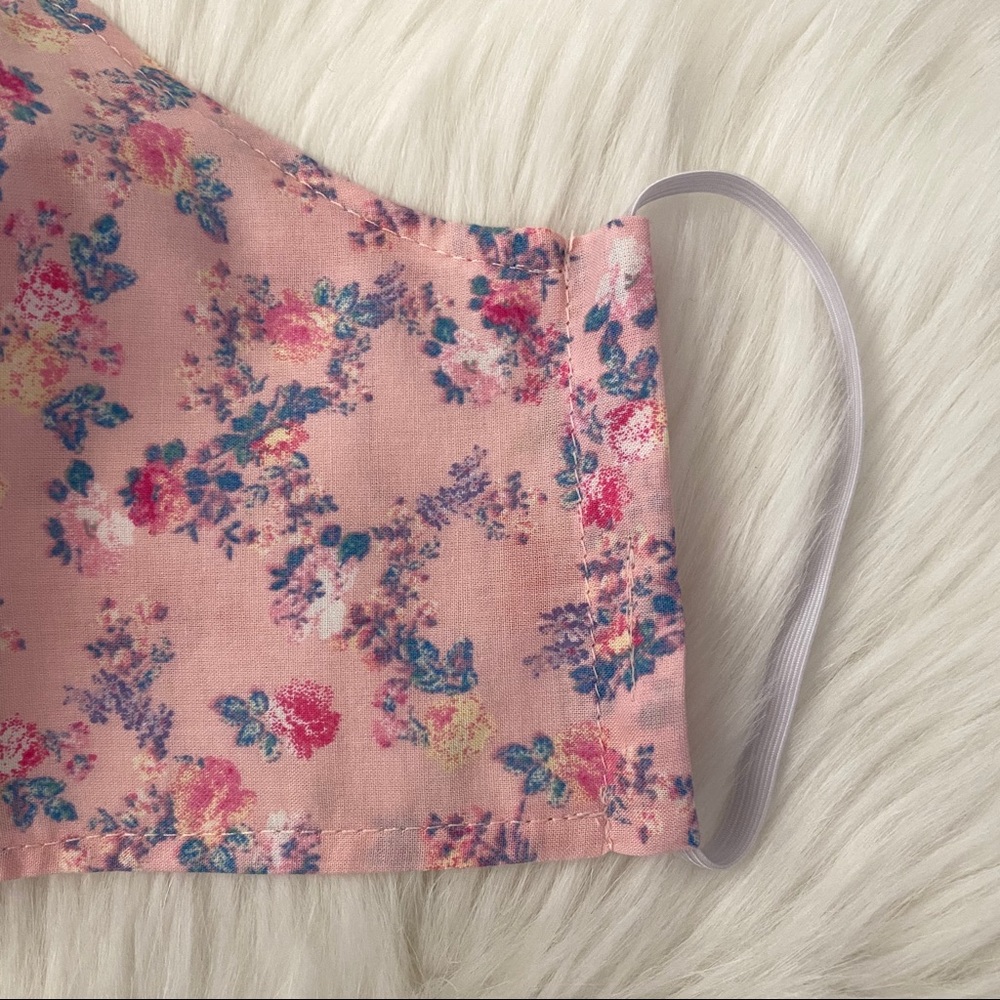SOLD LoveShackFancy x Target Camille Face Mask - Picture 5 of 8